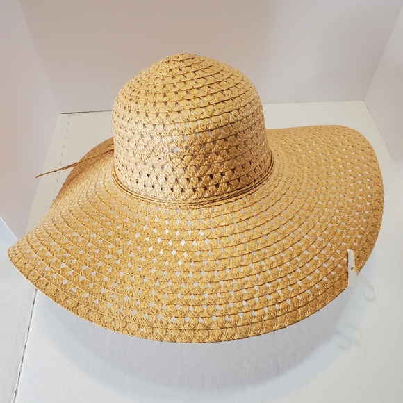 Summer Elegant Tan Straw Hat - Picture 1 of 3